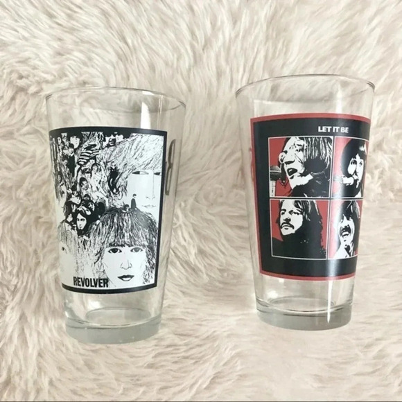 The Beatles Album Cover Collectible 2 Glasses Set - Picture 2 of 6